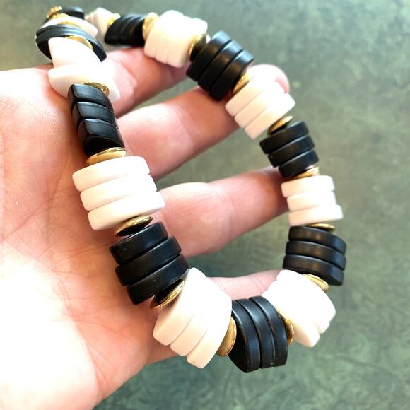 Unique Beaded Necklace 80s Black & White Choker Mod Monochromatic Oval Beads - Picture 6 of 6